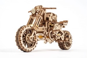 Scrambler UGR-10 z bocznym wózkiem Model mechaniczny Ugears