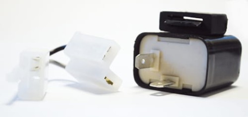 cl-przerywacz-kierunkowskazow-1-100w-led-y-012-i-z.jpg